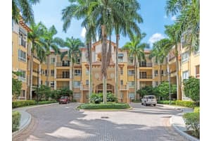16100 Emerald Estates Dr, Weston, FL 33331, Sold 02/05/21