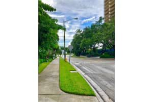 2901 S Bayshore Dr #13b, Miami, FL 33133, Sold 03/30/21