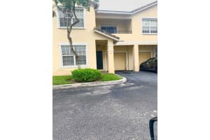 702 Belmont Ln, North Lauderdale, FL 33068, Sold 12/11/20