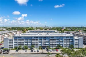 329 SE 3rd St #302p, Hallandale Beach, FL 33009, Sold 01/13/21