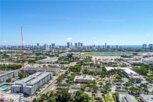 329 SE 3rd St #302p, Hallandale Beach, FL 33009, Sold 01/13/21