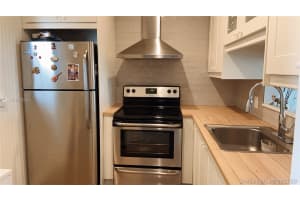 4341 NW 16th St, Lauderhill, FL 33313, Sold 01/11/21