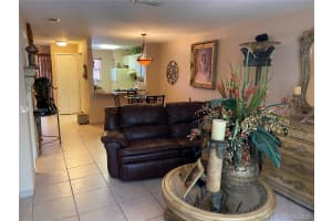 6858 NW 173rd Dr, Hialeah, FL 33015, Sold 10/30/20
