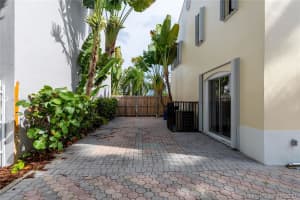 12020 SW 271st St, Homestead, FL 33032, Sold 10/16/20