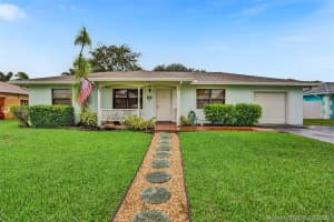 1040 SW 128th Dr, Davie, FL 33325, Sold 11/05/20