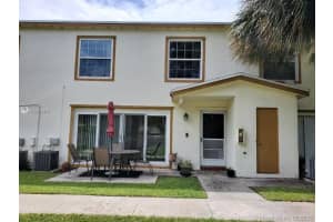 5850 NW 57th Ave, Tamarac, FL 33319, Sold 11/05/20