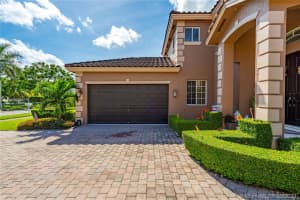 16601 SW 64th Terrace, Miami, FL 33193, Sold 11/03/20