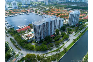 3640 Yacht Club Dr, Aventura, FL 33180, Sold 11/04/20