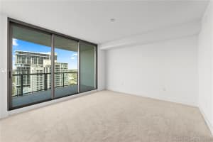 100 E Las Olas Blvd #2401, Fort Lauderdale, FL 33301, Sold 03/15/21