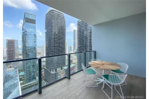 88 SW 7th St, Miami, FL 33130, Sold 11/18/21