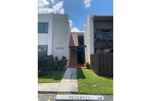 10105 NW 9th St Cir, Miami, FL 33172, Sold 01/14/21