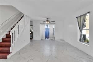 5264 NW 186th St, Miami Gardens, FL 33055, Sold 01/04/21