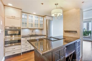 1581 Brickell Ave, Miami, FL 33129, Sold 01/25/21