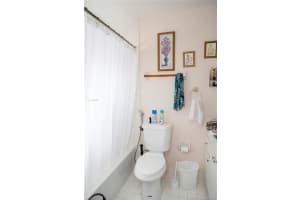 7631 W 29th Way, Hialeah, FL 33018, Sold 01/15/21
