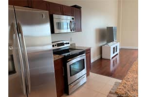 7280 SW 90th St, Miami, FL 33156, Sold 01/11/21