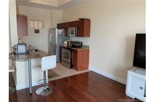 7280 SW 90th St, Miami, FL 33156, Sold 01/11/21