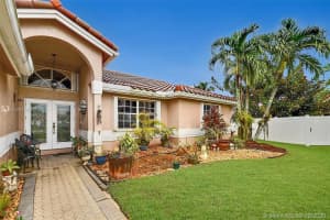 20117 NW 9th Ct, Pembroke Pines, FL 33029, Sold 10/14/20