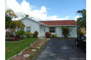 9461 NW 45th Pl, Sunrise, FL 33351, Sold 01/07/21