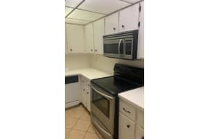 6960 Miami Gardens Dr, Hialeah, FL 33015, Sold 10/19/20