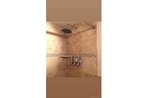 6960 Miami Gardens Dr, Hialeah, FL 33015, Sold 10/19/20