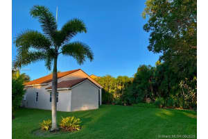 675 Lone Pine Ln, Weston, FL 33327, Sold 12/29/20