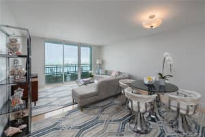 90 Alton Rd, Miami Beach, FL 33139, Sold 10/20/20