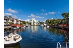 2661 NE 164th St, North Miami Beach, FL 33160, Sold 12/02/20