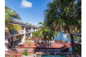 2661 NE 164th St, North Miami Beach, FL 33160, Sold 12/02/20