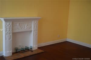 1054 Jefferson Ave, Miami Beach, FL 33139, Sold 05/21/21