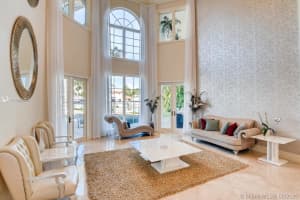 642 Palm Dr, Hallandale Beach, FL 33009, Sold 03/02/21