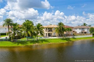 11521 NW 86th St, Doral, FL 33178, Sold 01/22/21