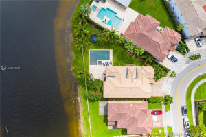 11521 NW 86th St, Doral, FL 33178, Sold 01/22/21