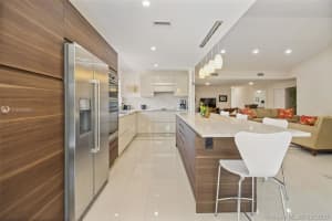 4900 NW 99th Pl, Doral, FL 33178, Sold 12/01/20