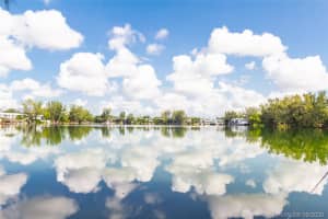 7009 SW 53rd Ln, Miami, FL 33155, Sold 11/24/20