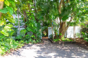 7009 SW 53rd Ln, Miami, FL 33155, Sold 11/24/20
