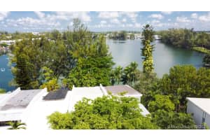 7009 SW 53rd Ln, Miami, FL 33155, Sold 11/24/20
