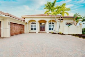 19020 Park Ridge St, Weston, FL 33332, Sold 07/09/21