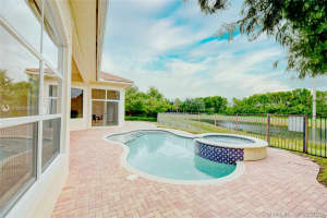 19020 Park Ridge St, Weston, FL 33332, Sold 07/09/21