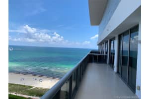 5875 Collins Ave PH 5, Miami Beach, FL 33140, Sold 11/03/21