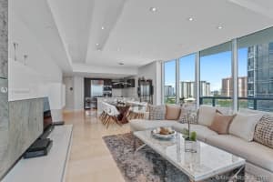 17001 Collins Ave, Sunny Isles Beach, FL 33160, Sold 01/29/21