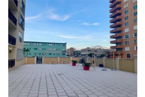 1501 S Ocean Dr, Hollywood, FL 33019, Sold 12/28/20
