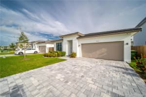 2945 SE 3rd St, Homestead, FL 33033, Sold 11/12/20