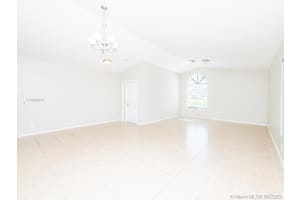 2015 Lakeshore Dr, Weston, FL 33326, Sold 12/21/20