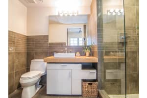 435 21st St, Miami Beach, FL 33139, Sold 12/22/20
