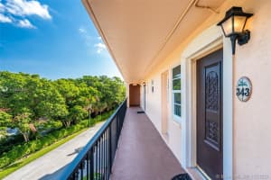 2871 N Ocean Blvd APT V343, Boca Raton, FL 33431, Sold 04/02/21
