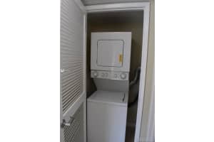 9120 Fontainebleau Blvd, Miami, FL 33172, Sold 01/04/21