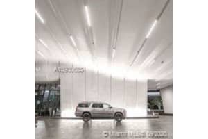 1000 Biscayne Blvd, Miami, FL 33132, Sold 12/11/20