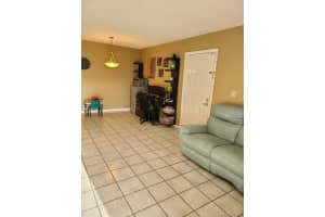 8520 SW 212th St, Cutler Bay, FL 33189, Sold 12/04/20