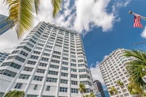 999 Brickell Bay Dr, Miami, FL 33131, Sold 01/25/21
