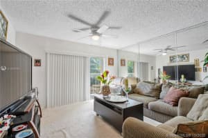 801 W Oakland Park Blvd APT B16, Wilton Manors, FL 33311, Sold 10/30/20
